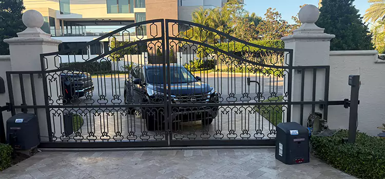 Driveway Gate Maintenance Plantation